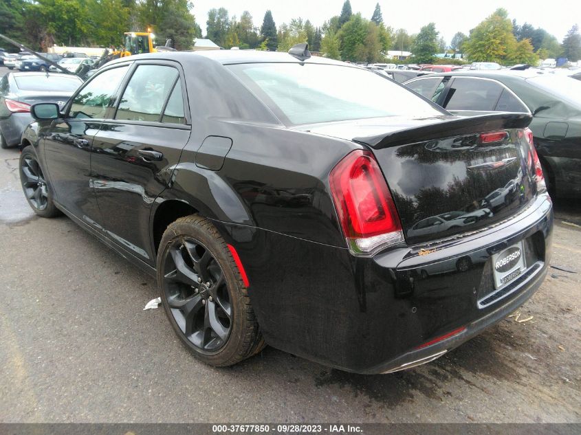 2C3CCABT5PH613906 Chrysler 300 S 3