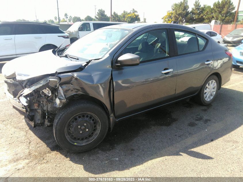 3N1CN7AP7KL818515 Nissan Versa Sedan SV 2