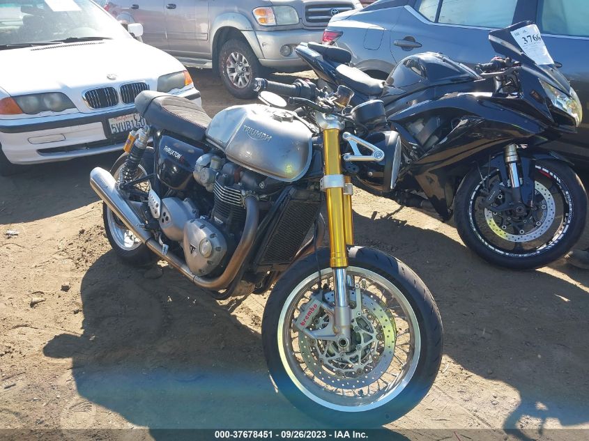 2016 TRIUMPH MOTORCYCLE THRUXTON 1200 R - SMTD21HF1GT783317