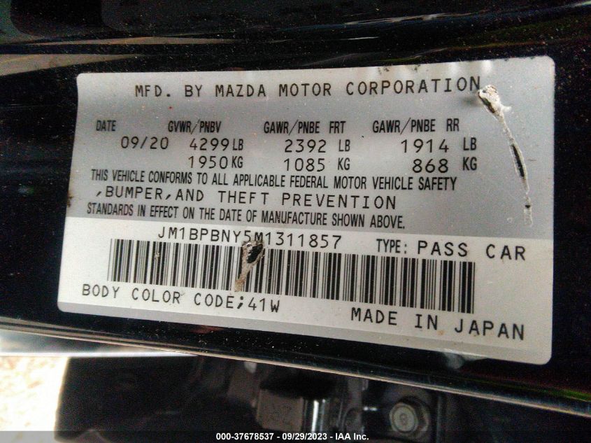 JM1BPBNY5M1311857 Mazda 3 PREMIUM PLUS 9