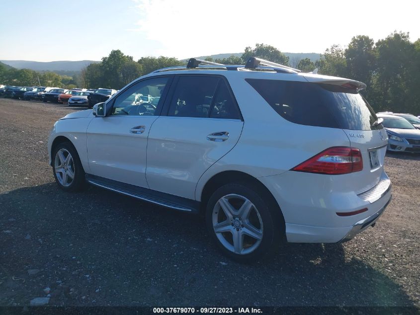 2015 MERCEDES-BENZ M-CLASS ML 400 4JGDA5GBXFA497933
