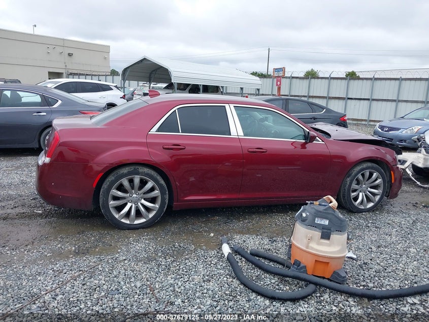 VIN 2C3CCAAG4JH177058 2018 CHRYSLER 300 TOURING L