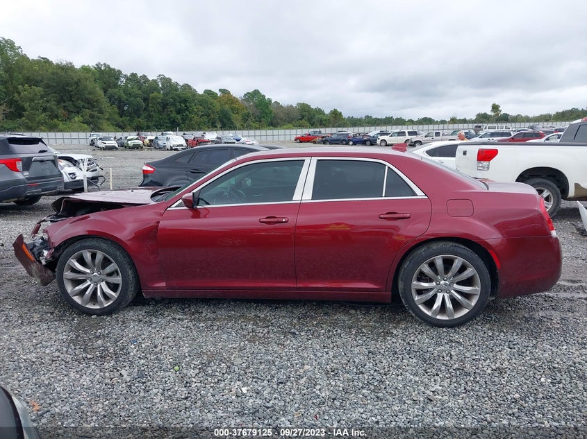 VIN 2C3CCAAG4JH177058 2018 CHRYSLER 300 TOURING L