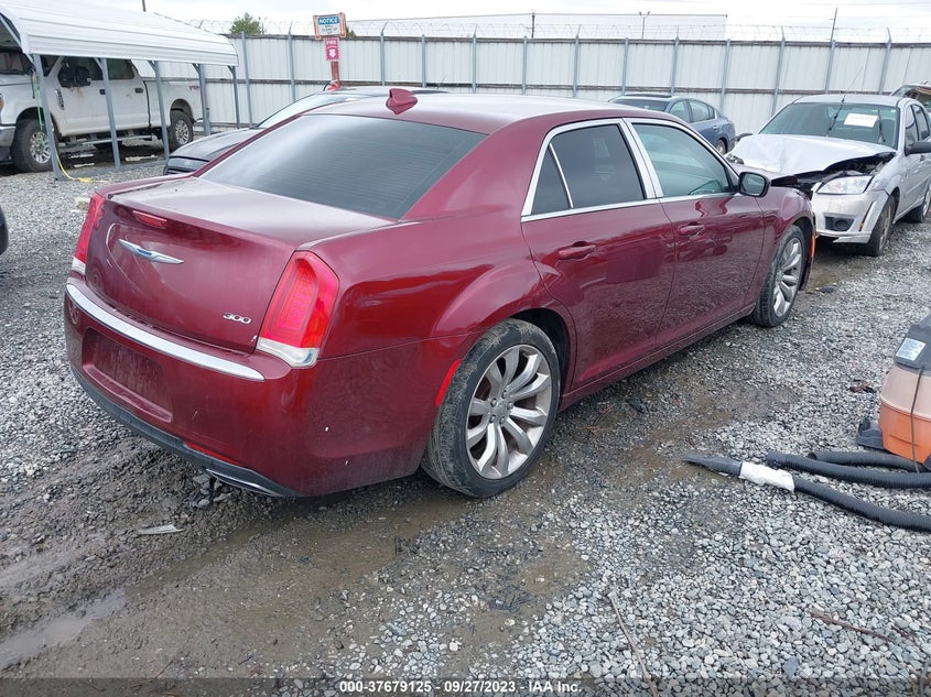 VIN 2C3CCAAG4JH177058 2018 CHRYSLER 300 TOURING L