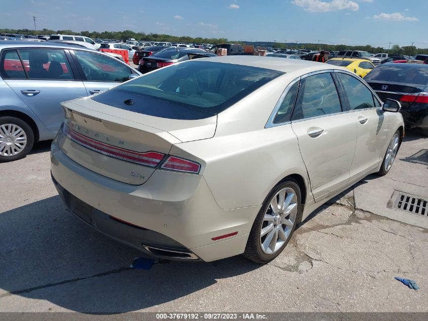 2015 LINCOLN MKZ HYBRID - 3LN6L2LU3FR607929