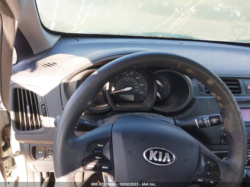 2014 KIA RIO LX - KNADM4A37E6365699