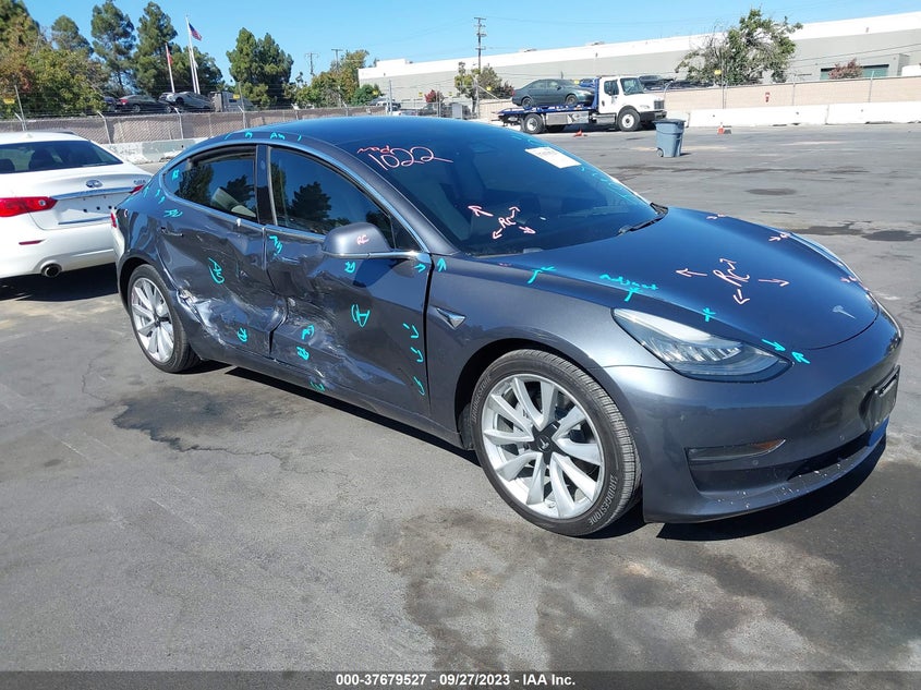 VIN 5YJ3E1EB8JF182841 2018 TESLA MODEL 3 LONG RANGE