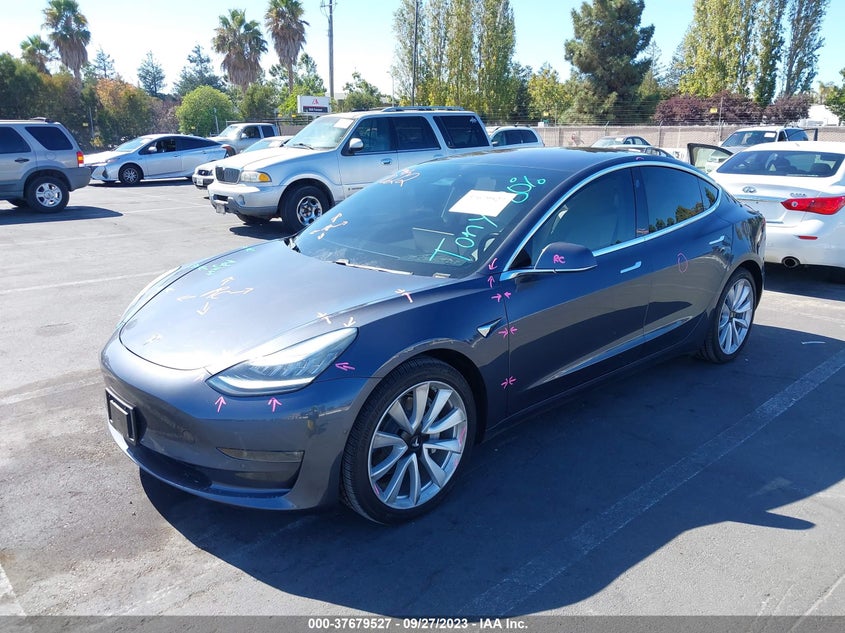 VIN 5YJ3E1EB8JF182841 2018 TESLA MODEL 3 LONG RANGE