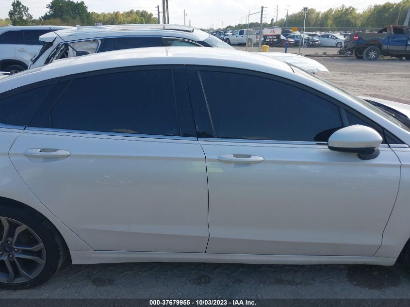 3FA6P0H74HR392604 2017 FORD FUSION, photo no. 13