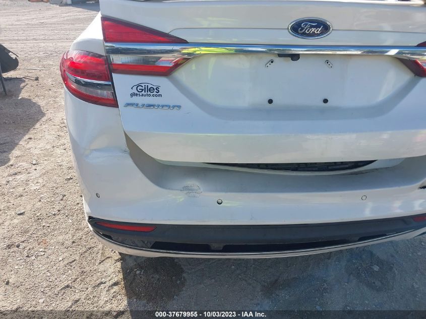 3FA6P0H74HR392604 2017 FORD FUSION, photo no. 6