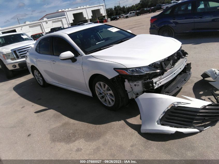2022 TOYOTA CAMRY LE - 4T1C11AK0NU694846