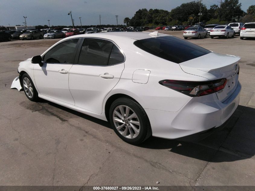 2022 TOYOTA CAMRY LE - 4T1C11AK0NU694846