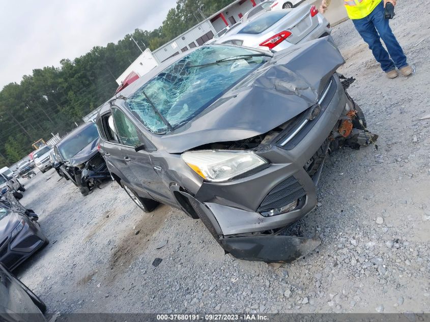 2013 FORD ESCAPE SE - 1FMCU0GX1DUC31522