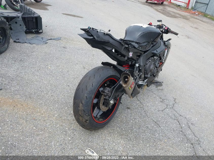 2018 YAMAHA YZFR1 JYARN39E4JA004133