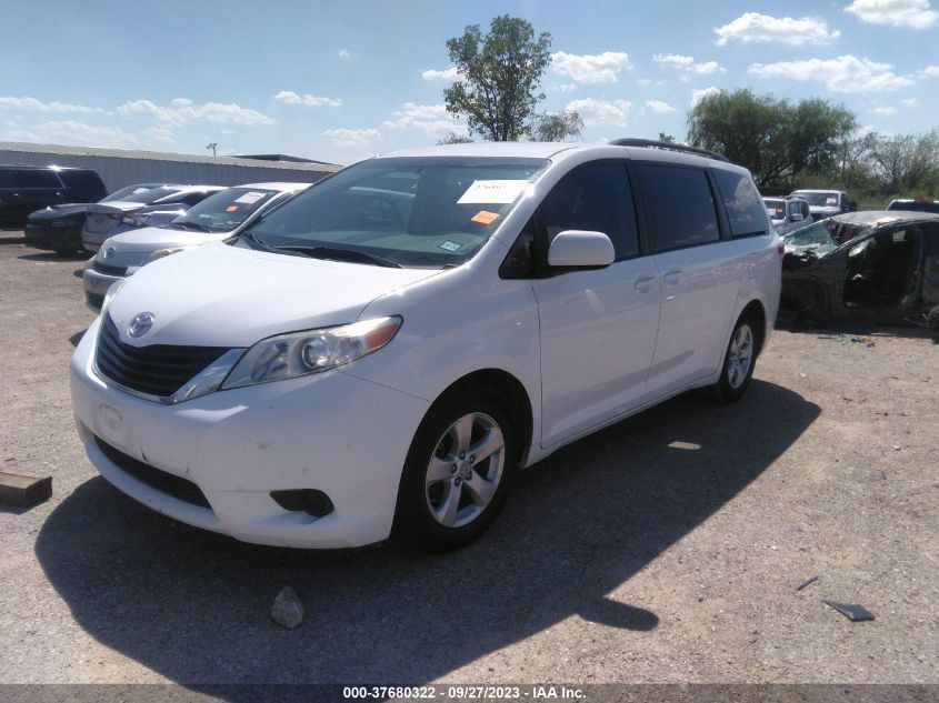 2013 TOYOTA SIENNA LE - 5TDKK3DC9DS401686