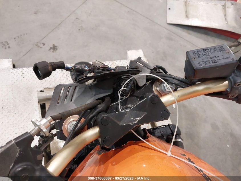 2003 KAWASAKI ZR1000 A1 - JKAZRCA123A002704