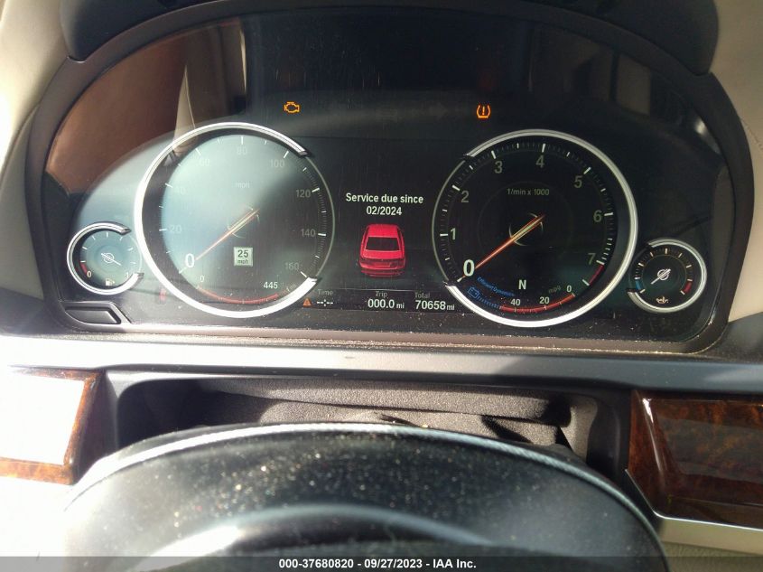 2015 BMW 7 SERIES 740I WBAYA6C55FGK16644
