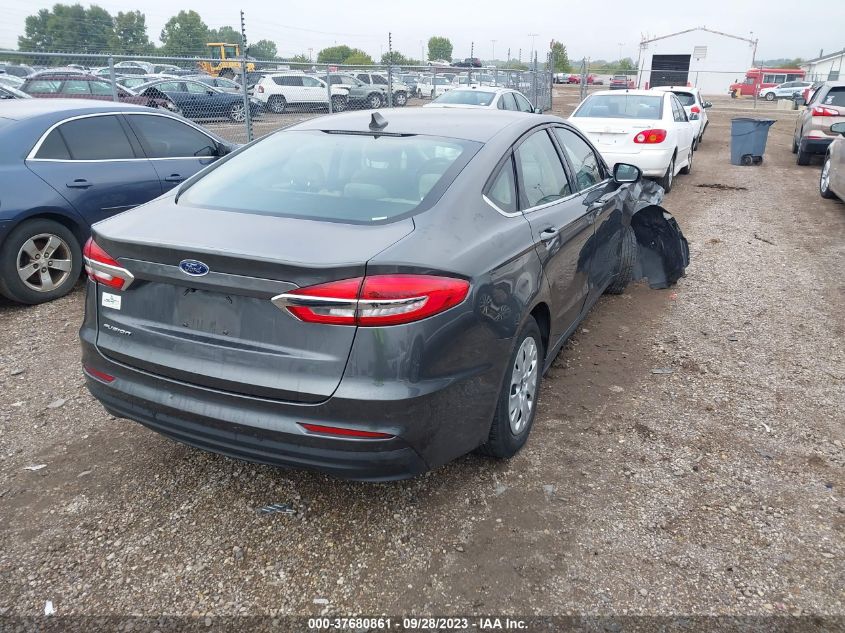 2020 FORD FUSION S - 3FA6P0G77LR236423