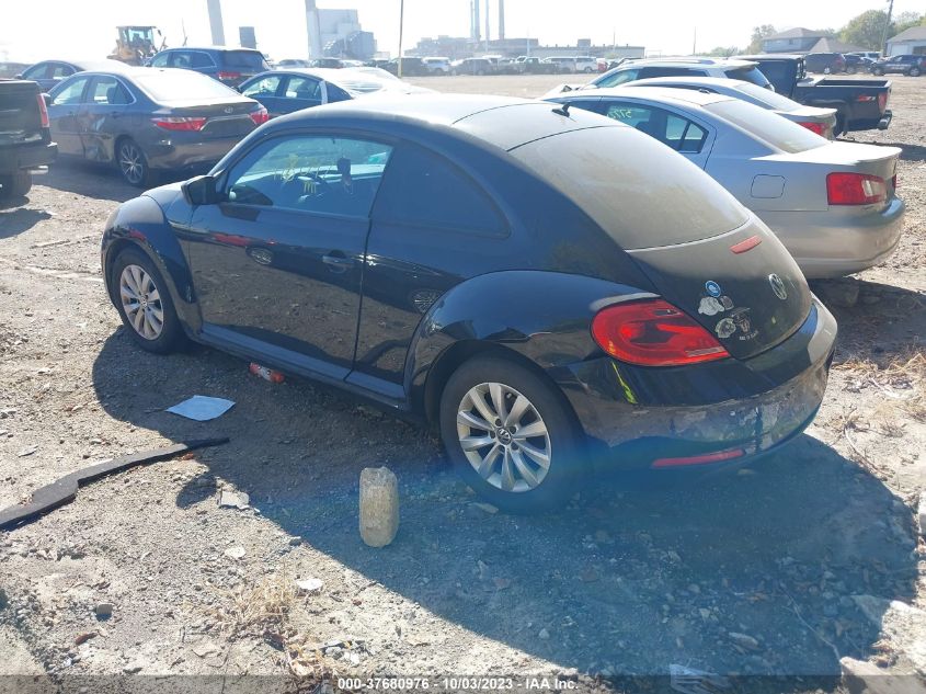 2013 VOLKSWAGEN BEETLE COUPE 2.5L ENTRY 3VWFP7AT8DM637743