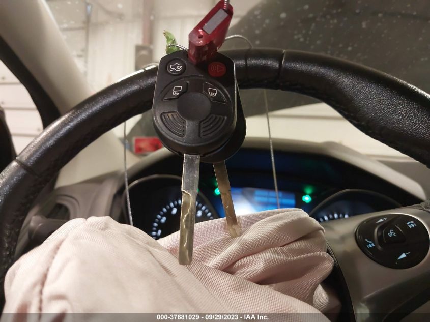 2014 FORD FOCUS SE - 1FADP3K23EL451089