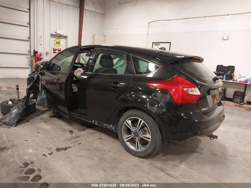 2014 FORD FOCUS SE - 1FADP3K23EL451089