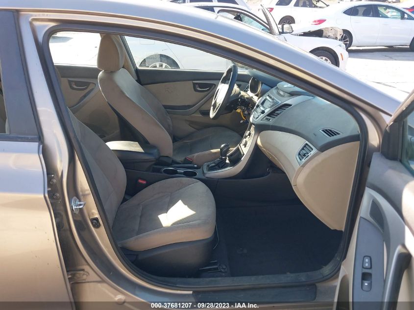 2015 HYUNDAI ELANTRA SE - 5NPDH4AE2FH570878