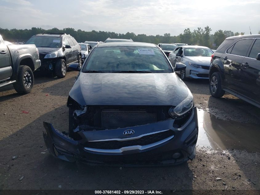 3KPF24AD3ME372748 Kia Forte LXS 13