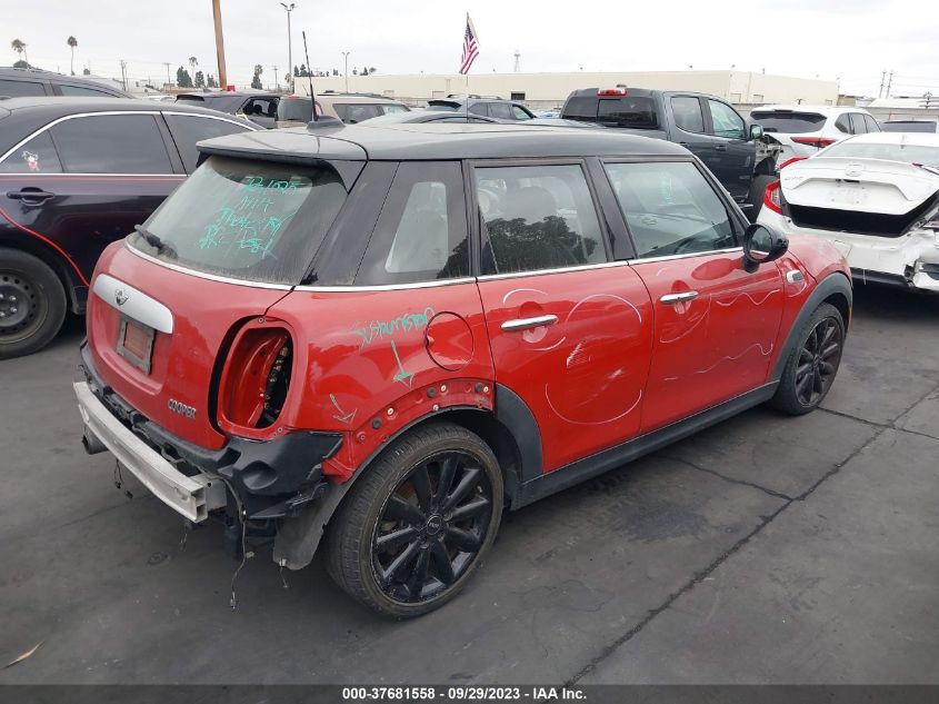 2015 MINI COOPER HARDTOP 4 DOOR WMWXS5C51FT829841