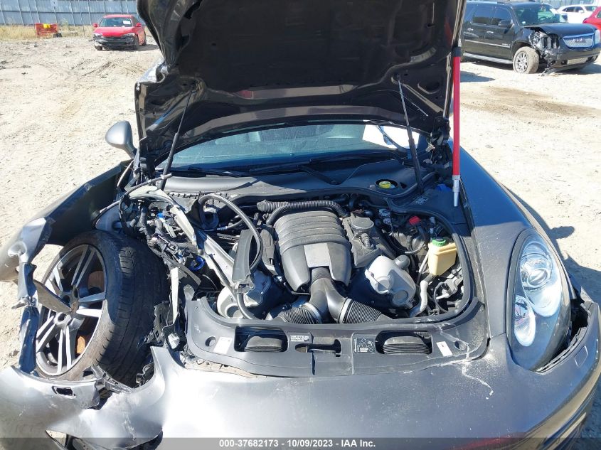 2015 PORSCHE PANAMERA - WP0AA2A77FL003834