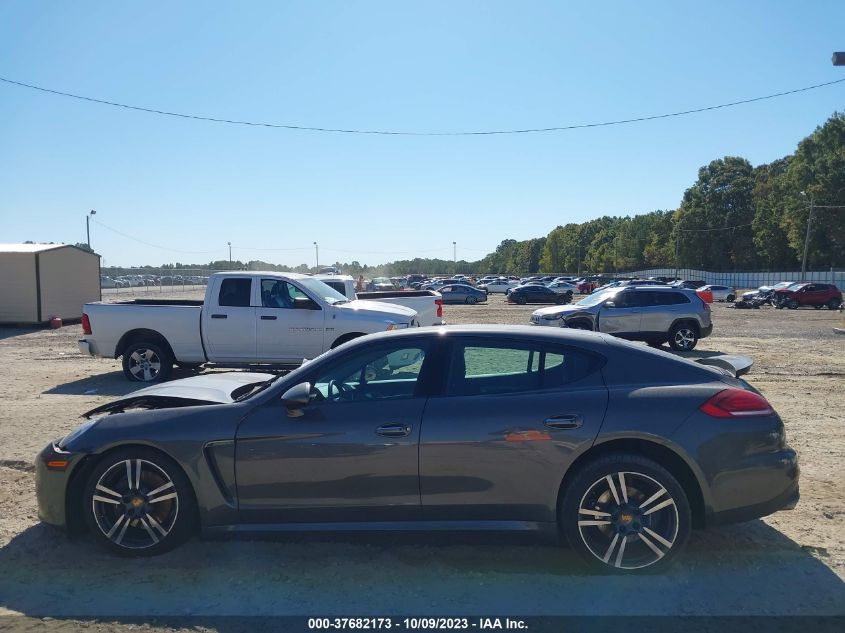 2015 PORSCHE PANAMERA - WP0AA2A77FL003834