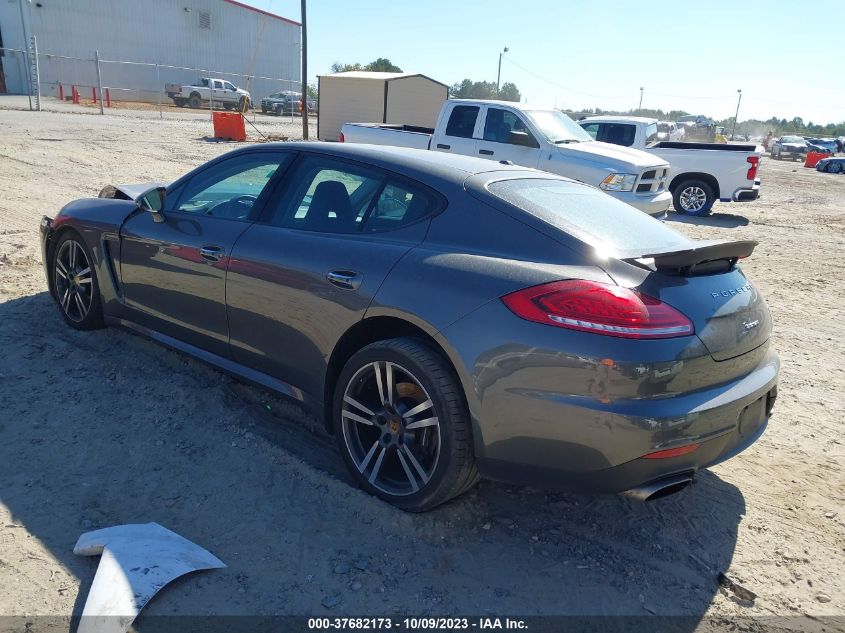 2015 PORSCHE PANAMERA - WP0AA2A77FL003834