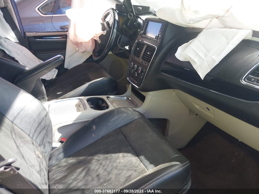 VIN 2C4RDGCG4LR161300 2020 DODGE GRAND CARAVAN SXT