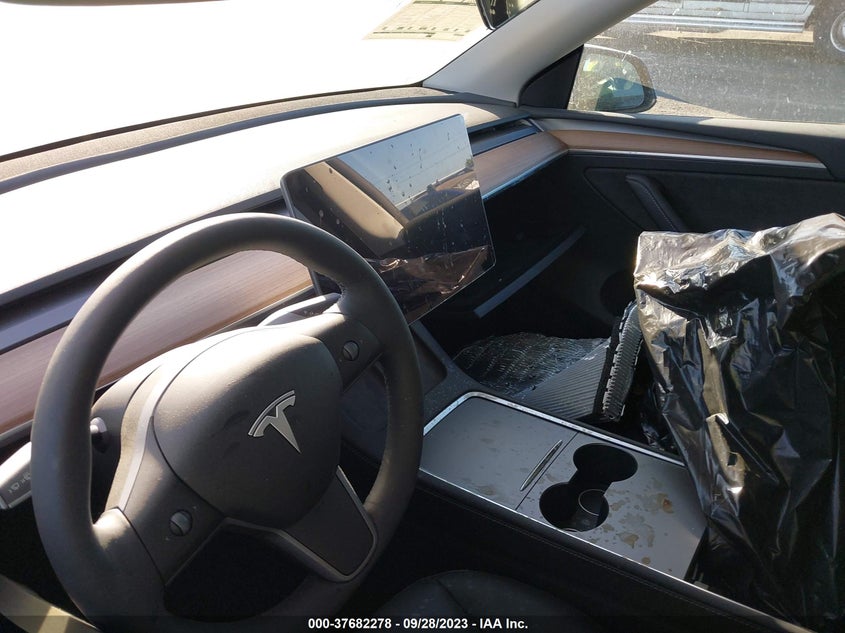VIN 7SAYGDEE0PF809457 2023 TESLA MODEL Y LONG RANGE