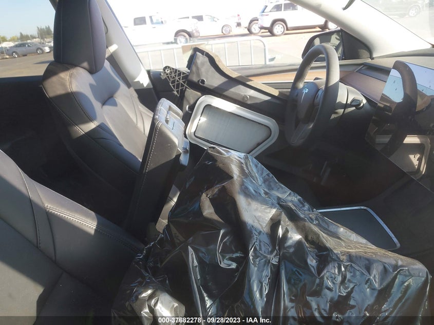 VIN 7SAYGDEE0PF809457 2023 TESLA MODEL Y LONG RANGE