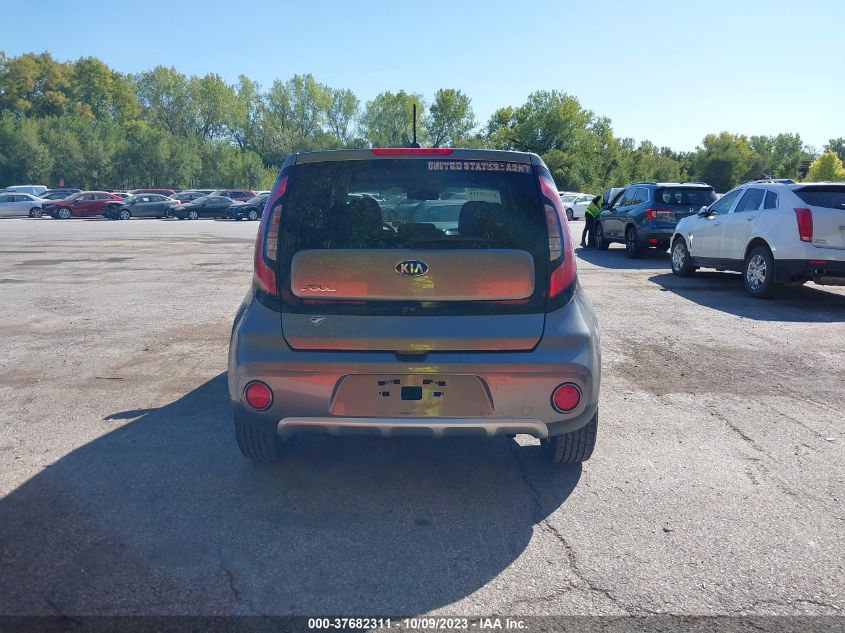 2018 KIA SOUL + - KNDJP3A57J7601863