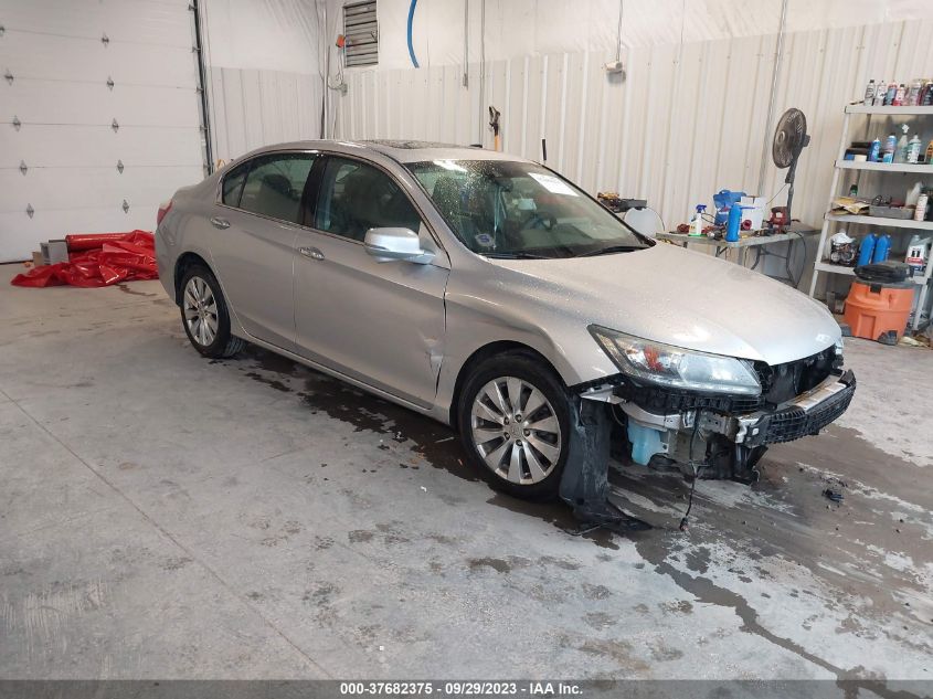 2015 HONDA ACCORD SEDAN EX-L - 1HGCR3F85FA028995