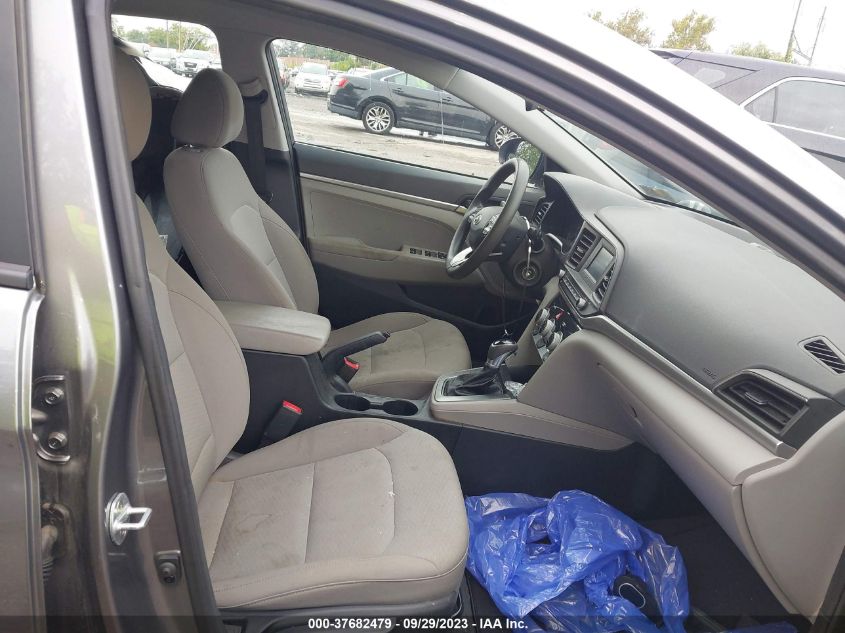 2019 HYUNDAI ELANTRA SE - 5NPD74LF9KH417286