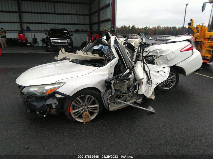 2015 TOYOTA CAMRY XLE/SE/LE/XSE - 4T1BF1FK4FU024949
