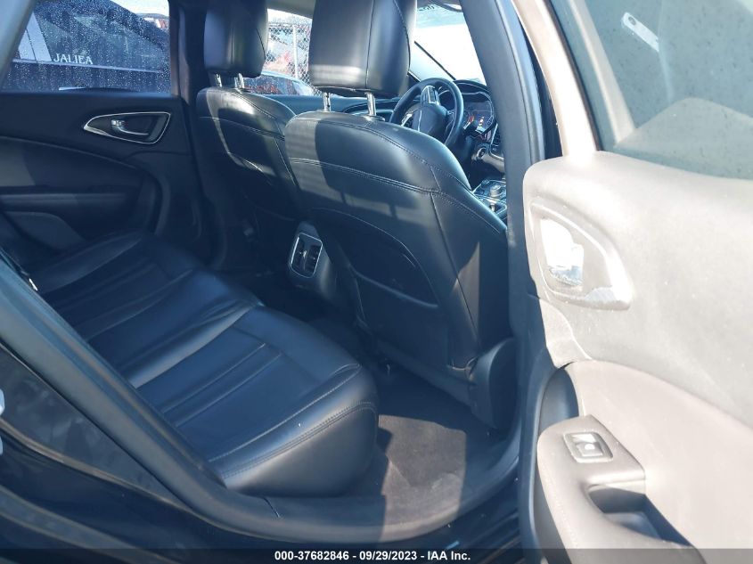 2015 CHRYSLER 200 C - 1C3CCCCBXFN593711