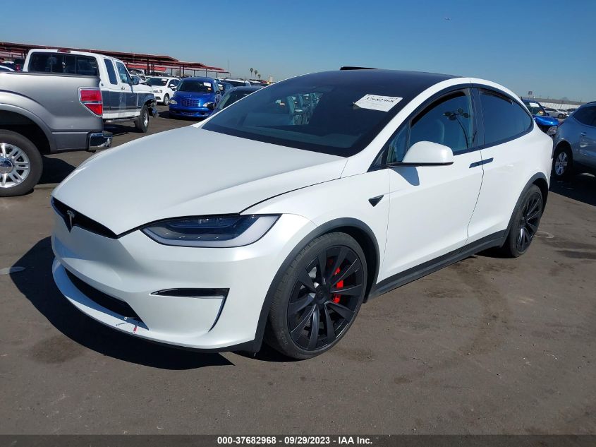 7SAXCBE68PF398068 Tesla Model X PLAID 2