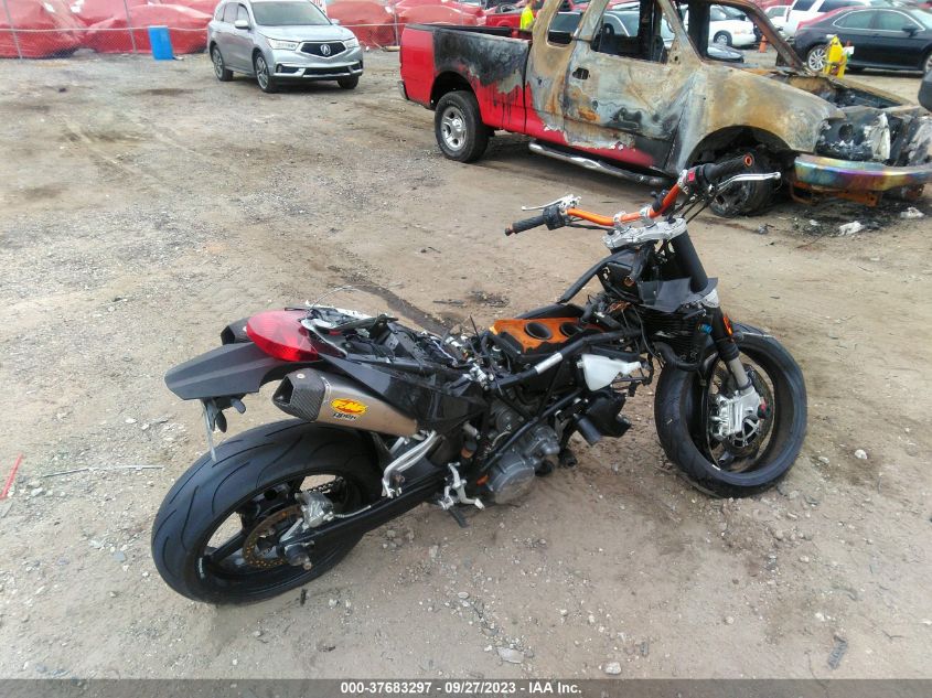 2008 KTM 990 SUPER DUKE - VBKVD940X8M945209