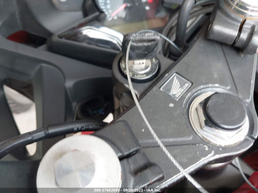 2015 HONDA CBR300 RA - MLHNC5151F5100508