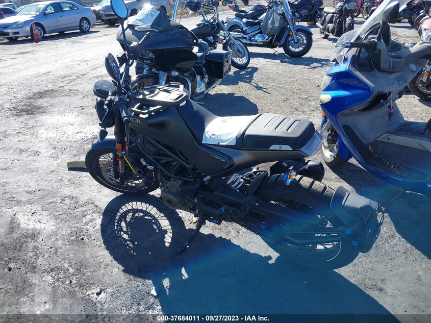 VIN MD2JUJ407PC223230 2023 HUSQVARNA VITPILEN 401