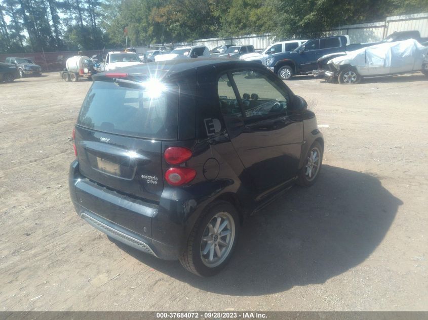 2016 SMART FORTWO ELECTRIC DRIVE PASSION - WMEEJ9AA3GK845150
