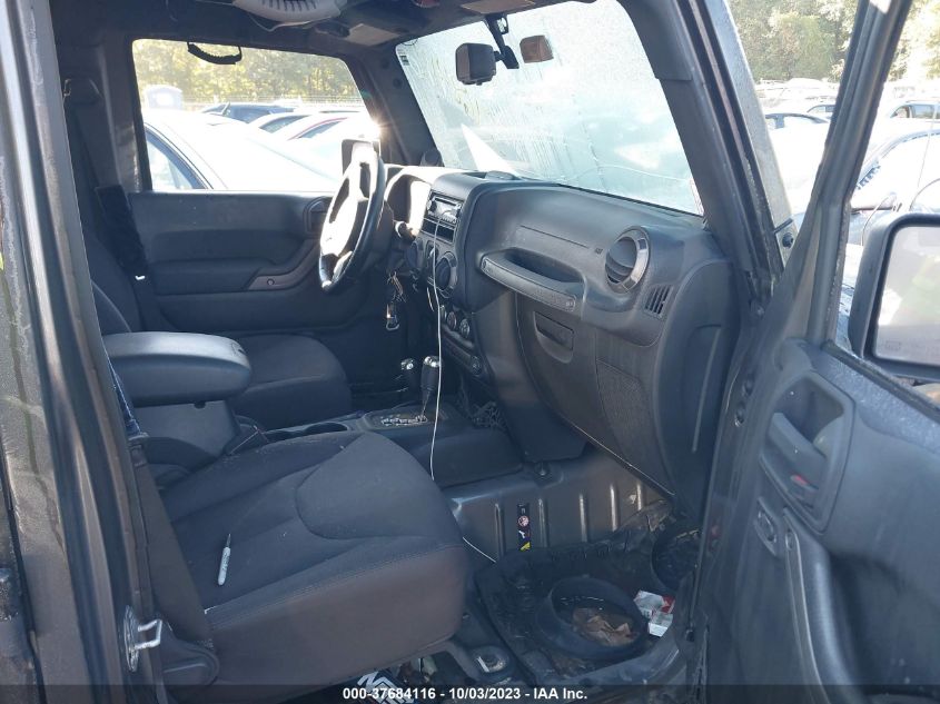 2014 JEEP WRANGLER UNLIMITED SPORT - 1C4BJWDG7EL298942