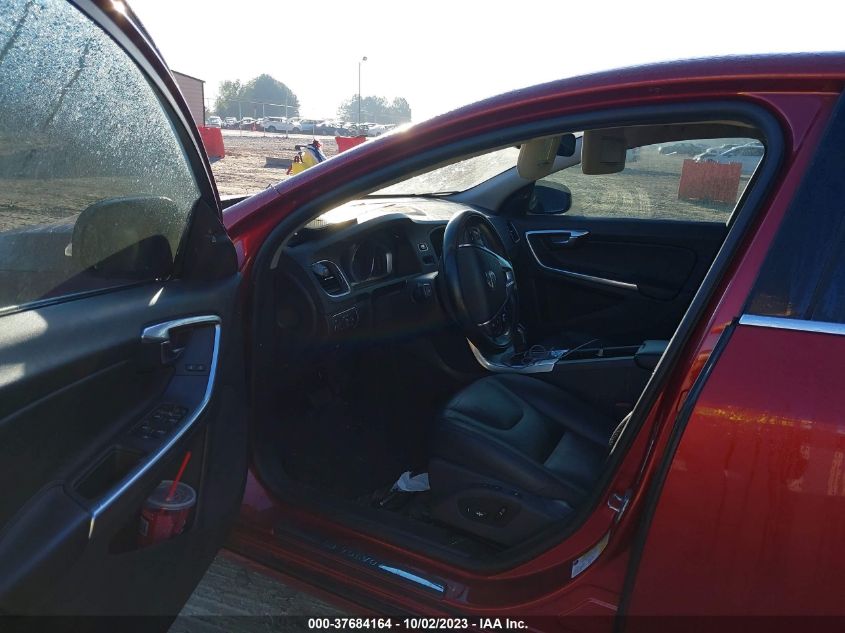 2015 VOLVO S60 T5 DRIVE-E PLATINUM - YV140MFD9F2306673
