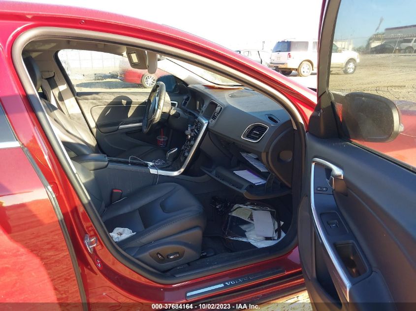 2015 VOLVO S60 T5 DRIVE-E PLATINUM - YV140MFD9F2306673