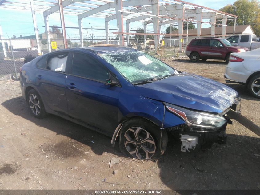 3KPF24AD5KE073873 Kia Forte LXS