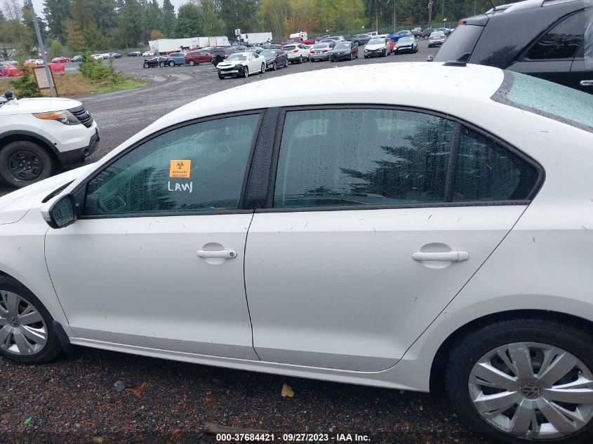 2014 VOLKSWAGEN JETTA SEDAN SE - 3VWD17AJ4EM232052