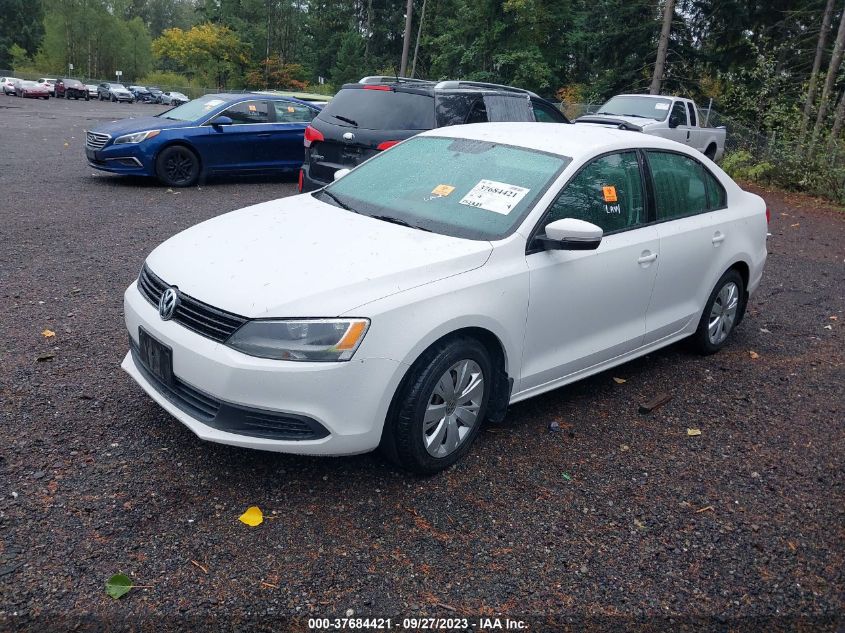 2014 VOLKSWAGEN JETTA SEDAN SE - 3VWD17AJ4EM232052